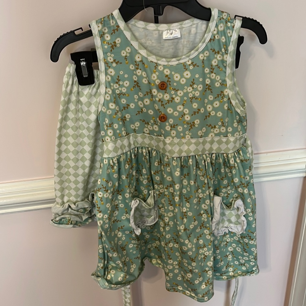Boutique girls short set